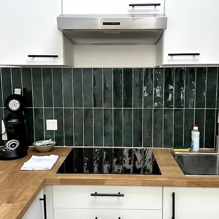 Belin Cool Terrasse Et Parking Proche Centre 랭스